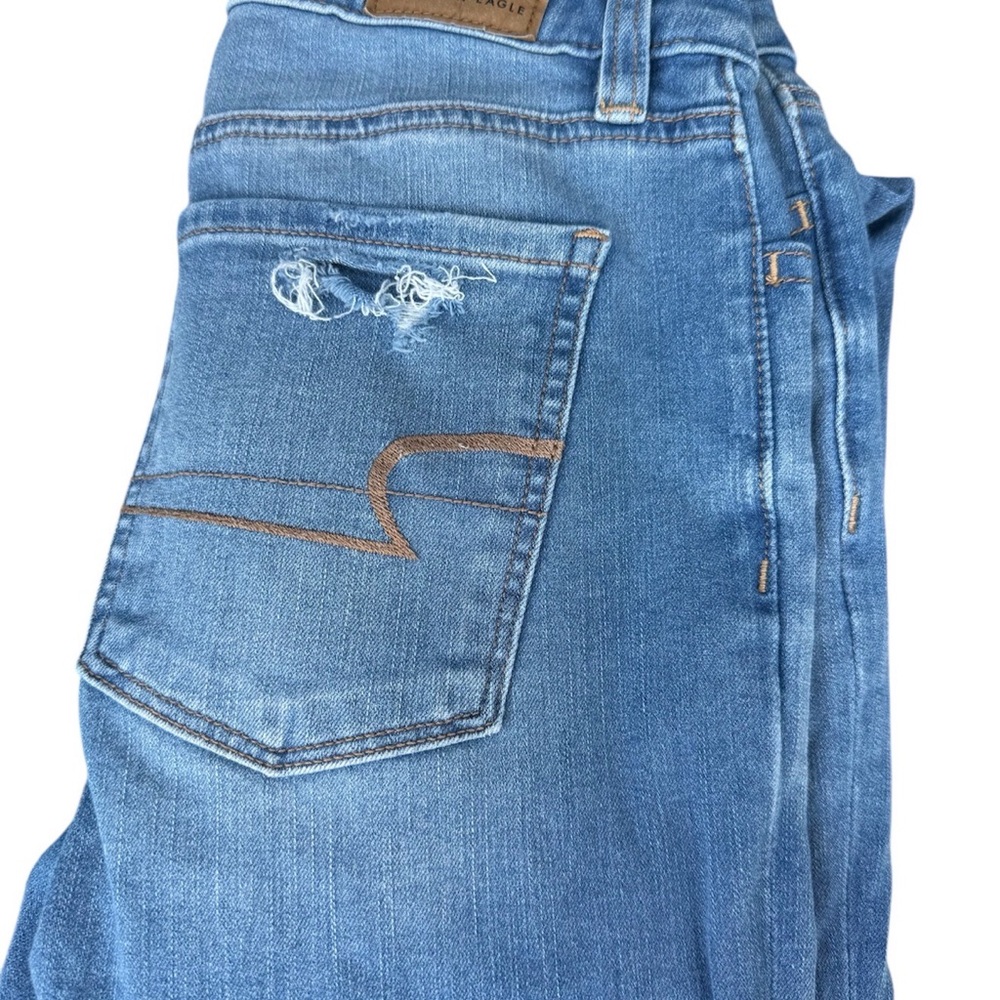 American Eagle Outfitters Men's Light Blue Distressed Jeans